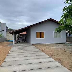 Casa Com Piscina, Amplo Terreno Na Do Mar Aberto - Pinheira Palhoça